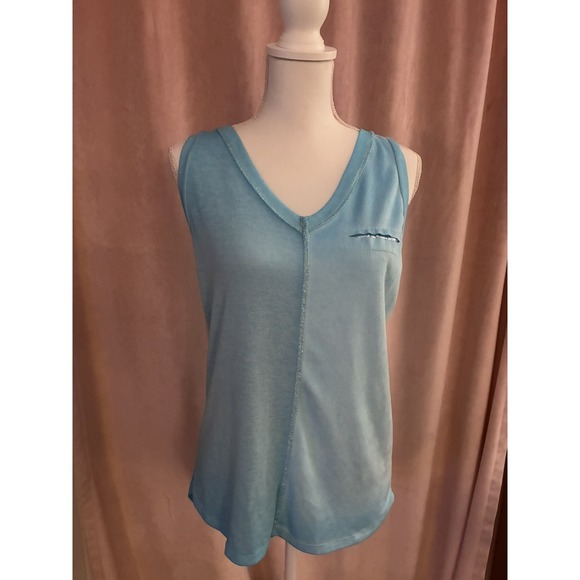 Gigi Moda Tops - Gigi Moda teal and sparkle Sleeveless v neck tank top NWT One Size